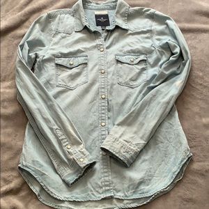 American Eagle light denim shirt